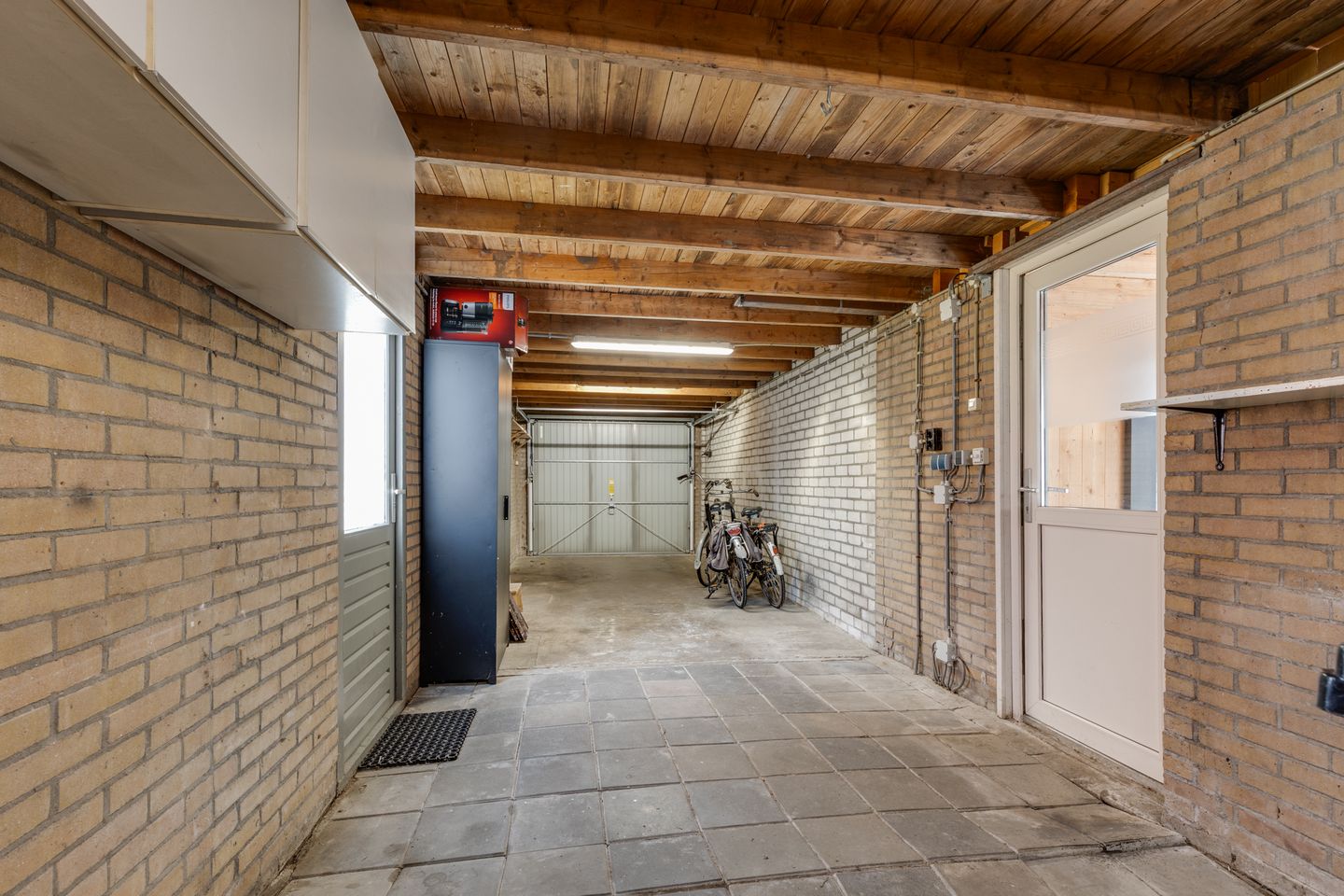 Photo 64 of Wentholtstraat 55