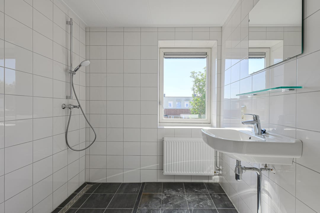 Photo 23 of Brederostraat 17