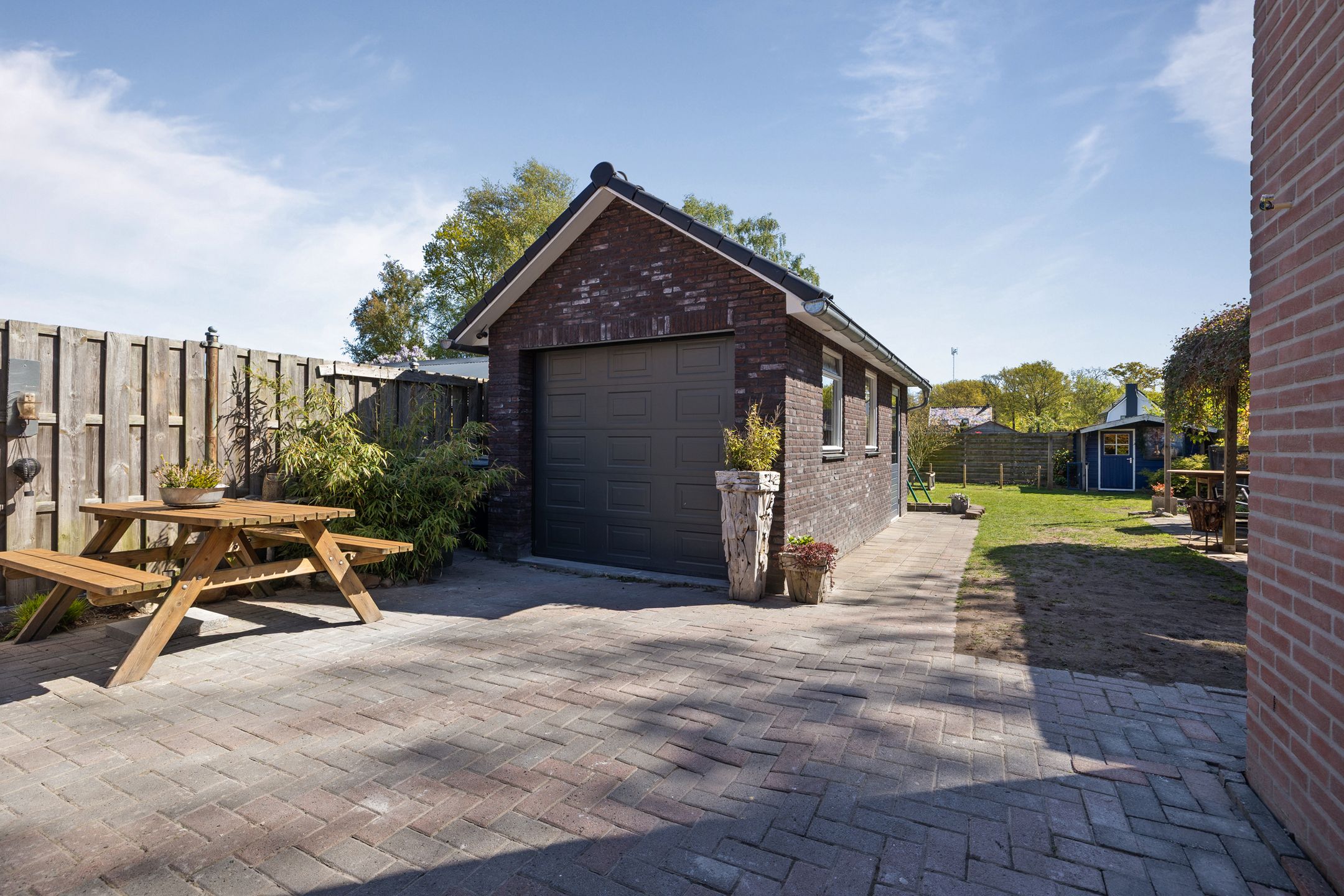 Fully Modernized Semi-Detached Home with Garage in Nieuw-Amsterdam — 39