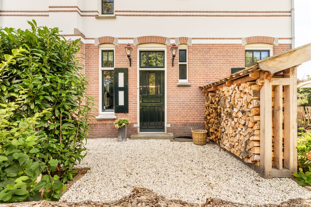 Photo 61 of Van Oldenbarneveldweg 30