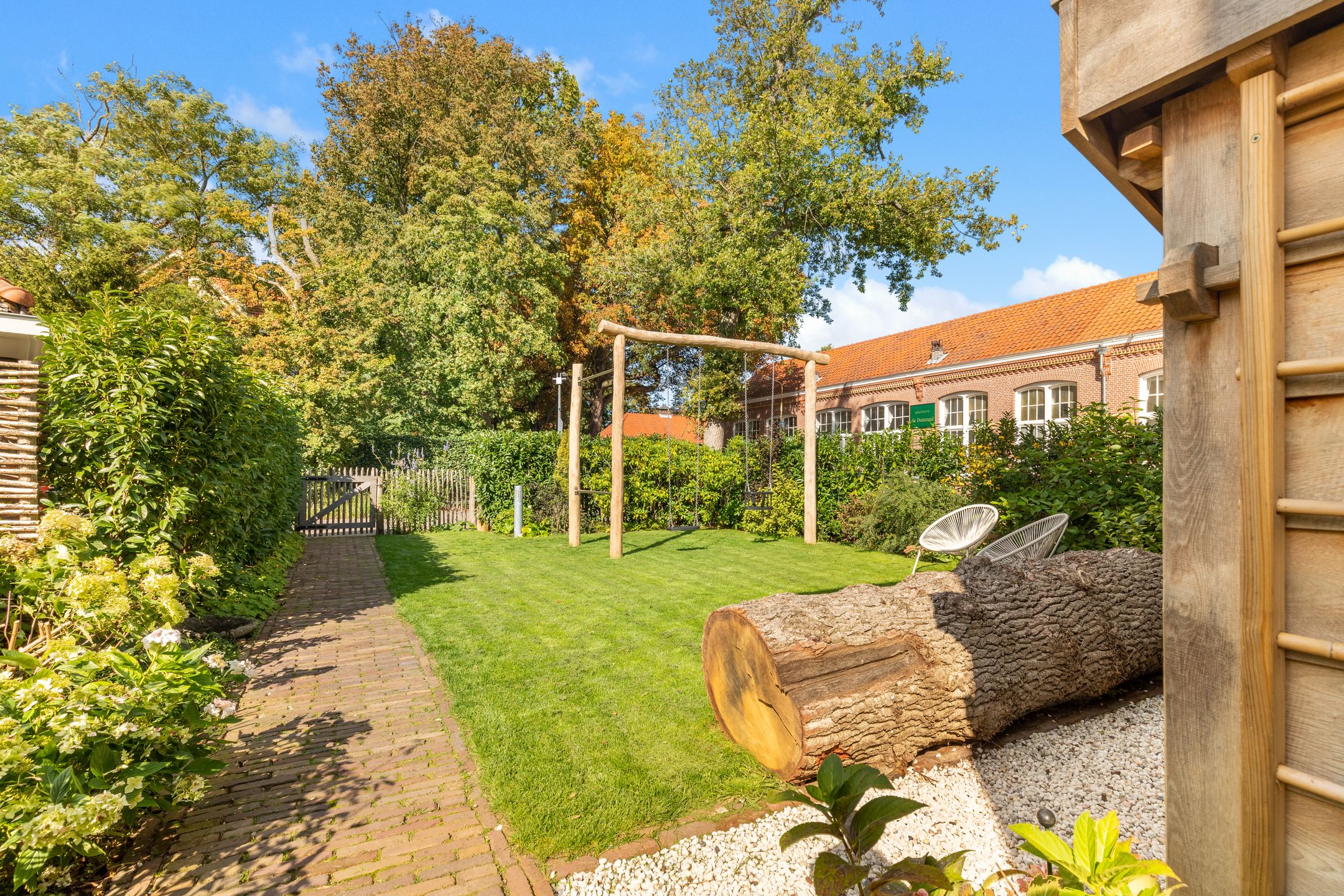 Photo 60 of Van Oldenbarneveldweg 30