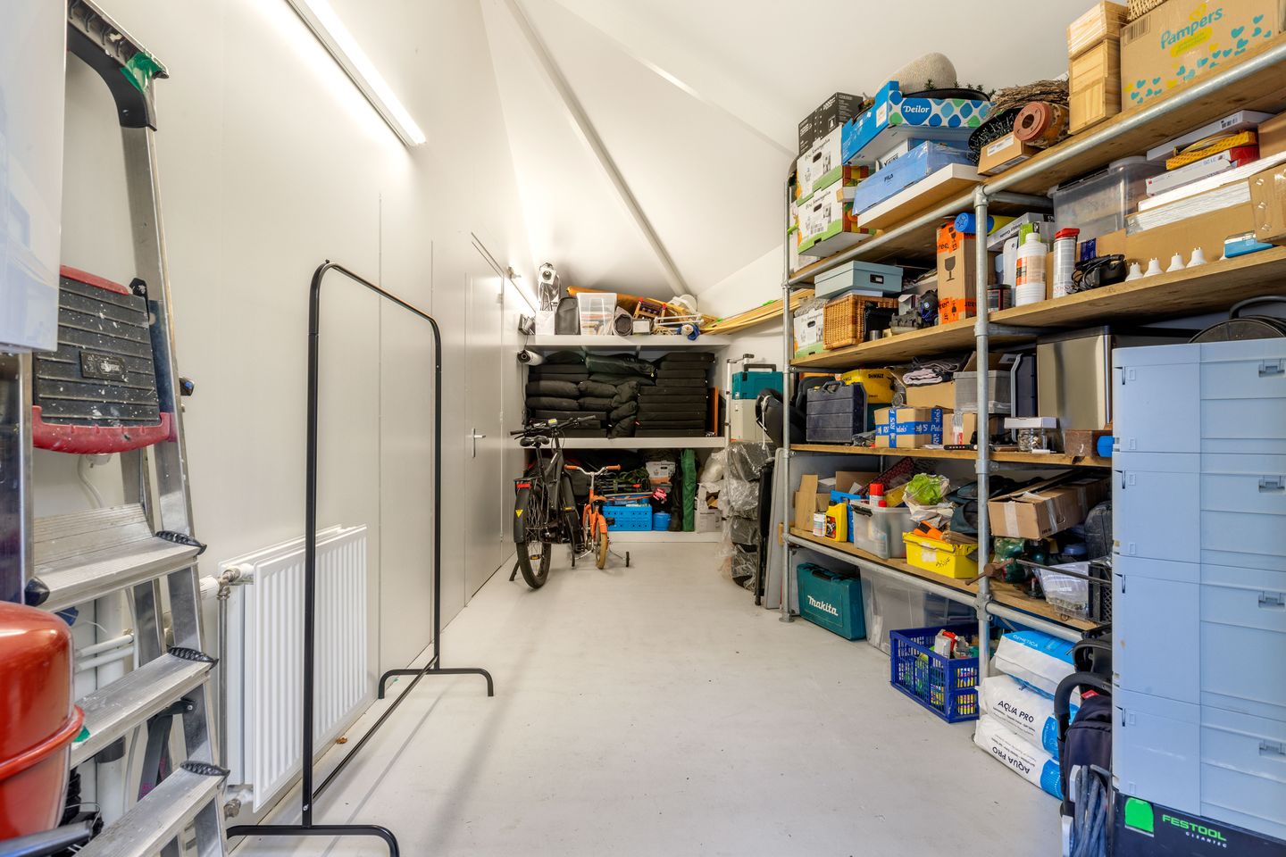 Photo 74 of Van Oldenbarneveldweg 30