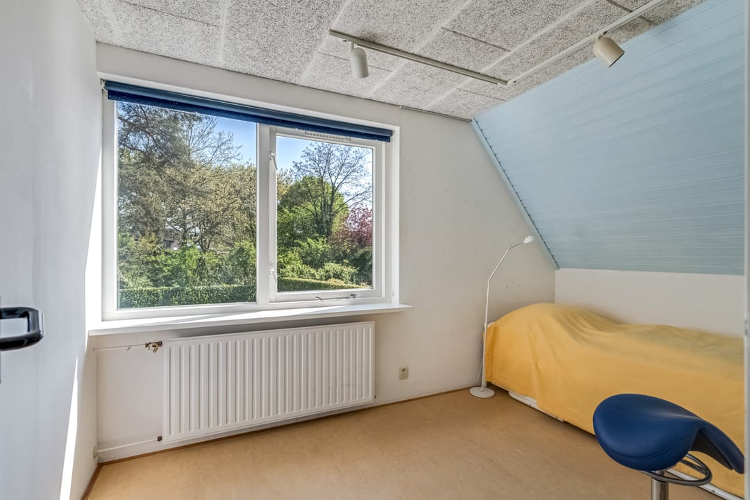 Detached Forest-Edge Villa with Basement and Park Garden — 28