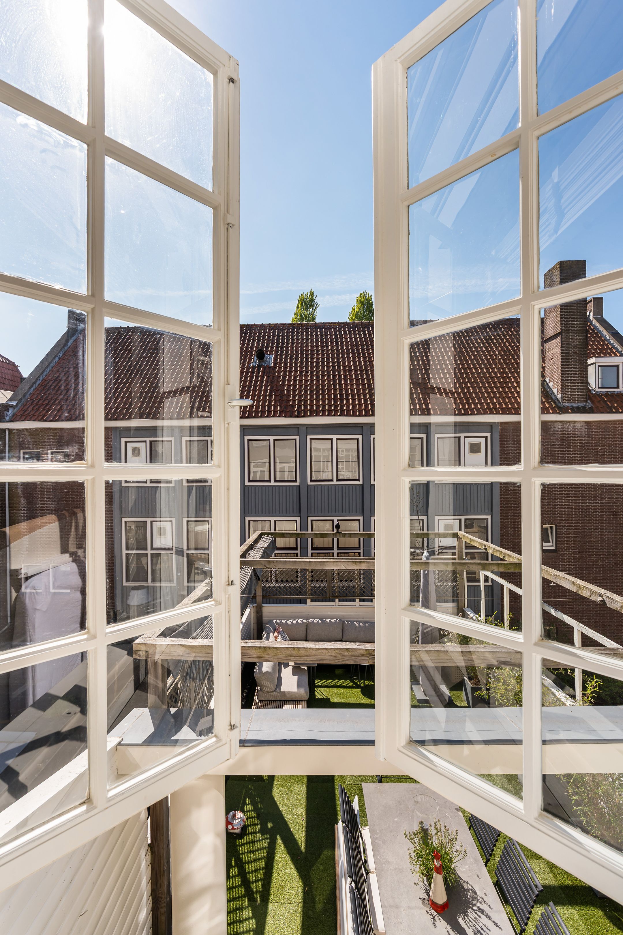 Charming Upper House with Large Terrace in Jordaan — 24