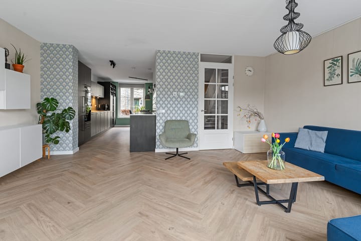 Foto 3 van Pioenroos 7