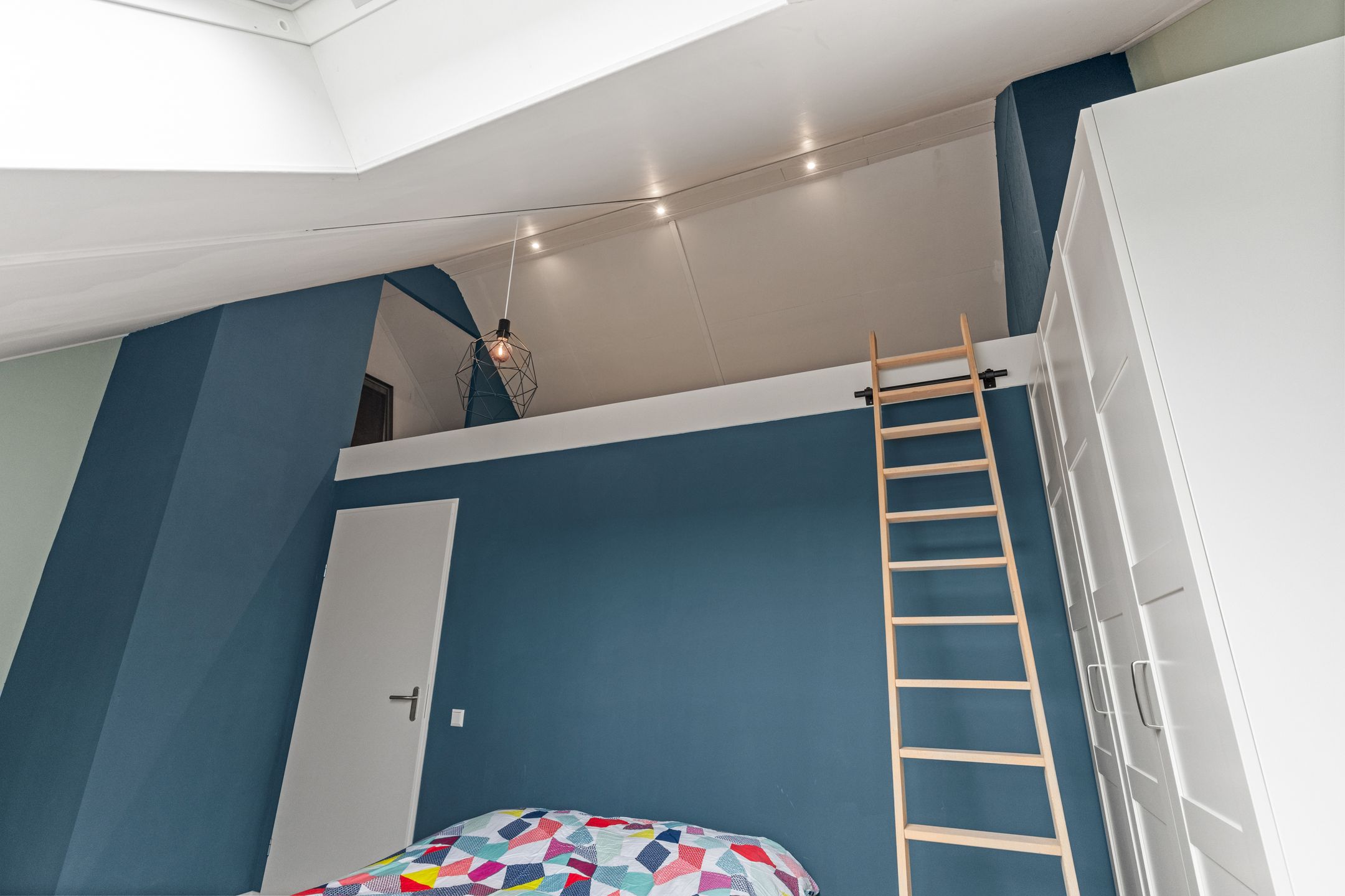 Photo 39 of Pioenroos 7