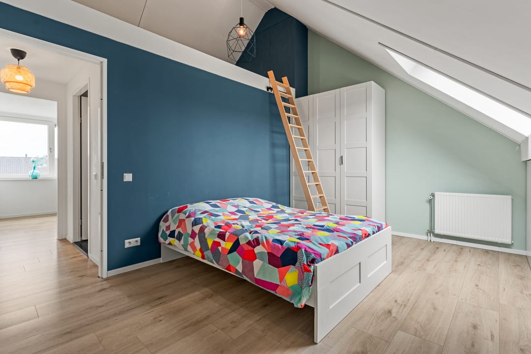 Photo 37 of Pioenroos 7