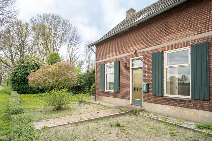 Photo 3 of Hoekstraat 12