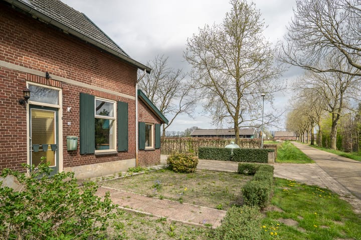 Photo 4 of Hoekstraat 12
