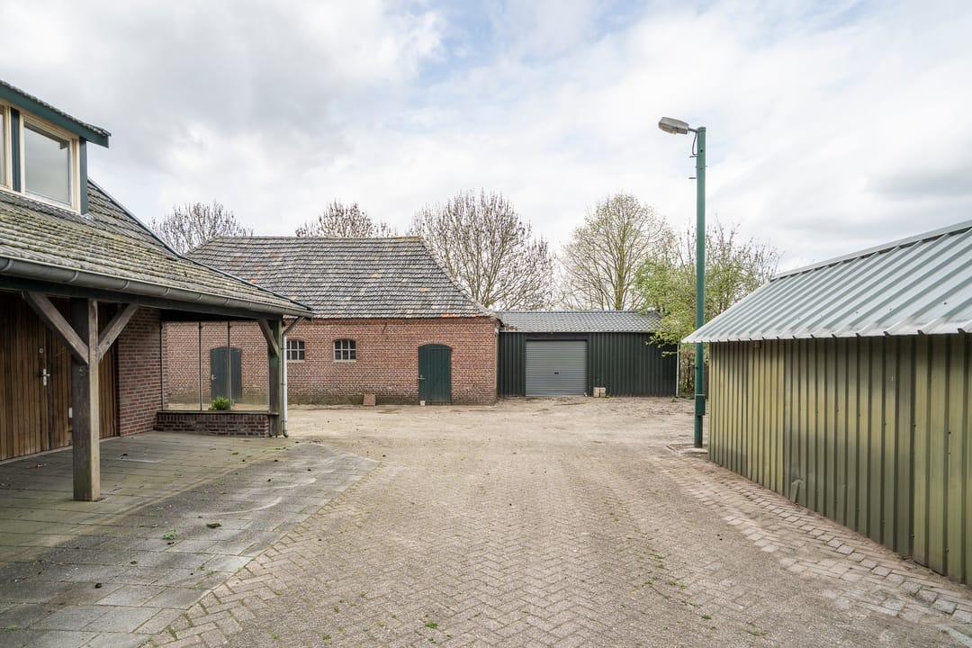 Photo 38 of Hoekstraat 12