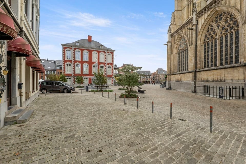 Characterful Commercial Residence in Historic Tongeren Center — 35