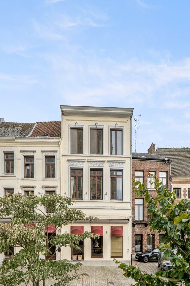 Characterful Commercial Residence in Historic Tongeren Center — 34