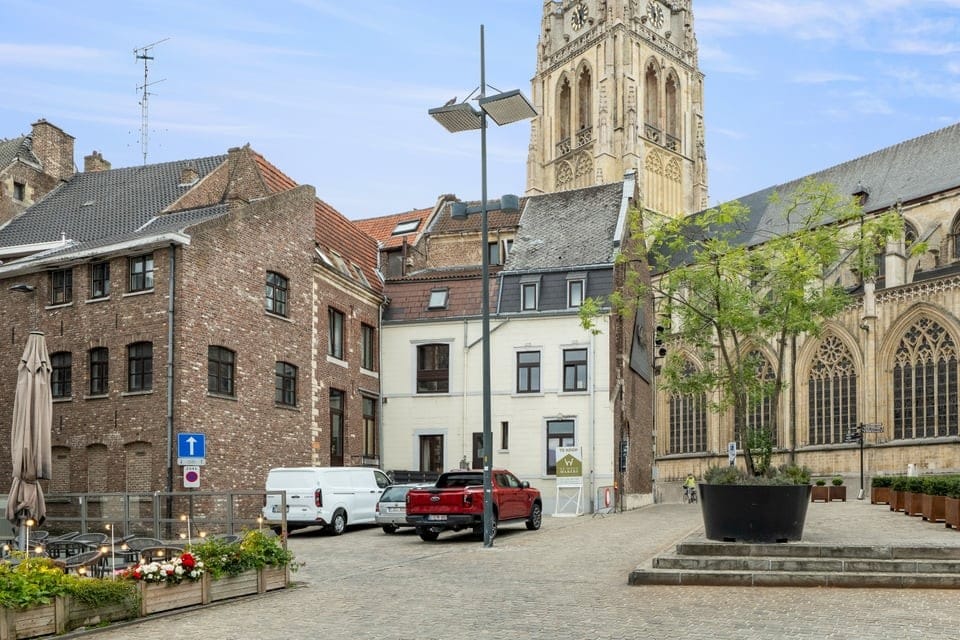 Characterful Commercial Residence in Historic Tongeren Center — 32