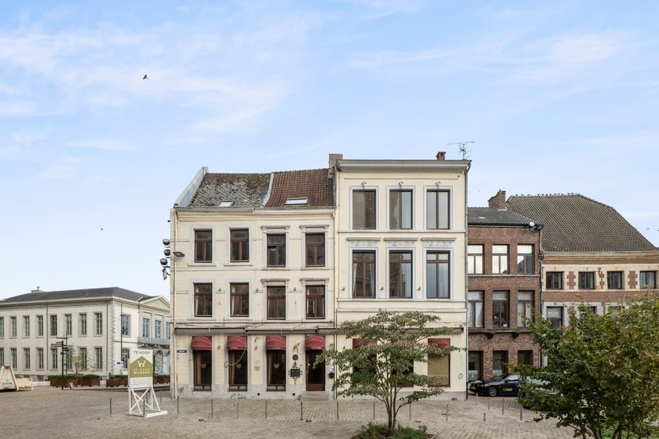 Characterful Commercial Residence in Historic Tongeren Center — 31