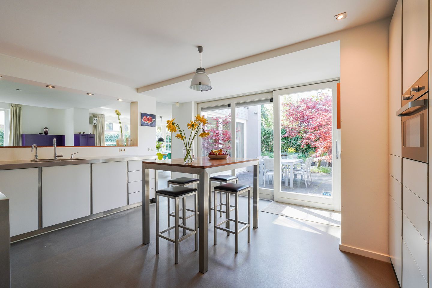 Spacious Detached Villa with Practice Room and Sunny Garden in Tilburg — 40