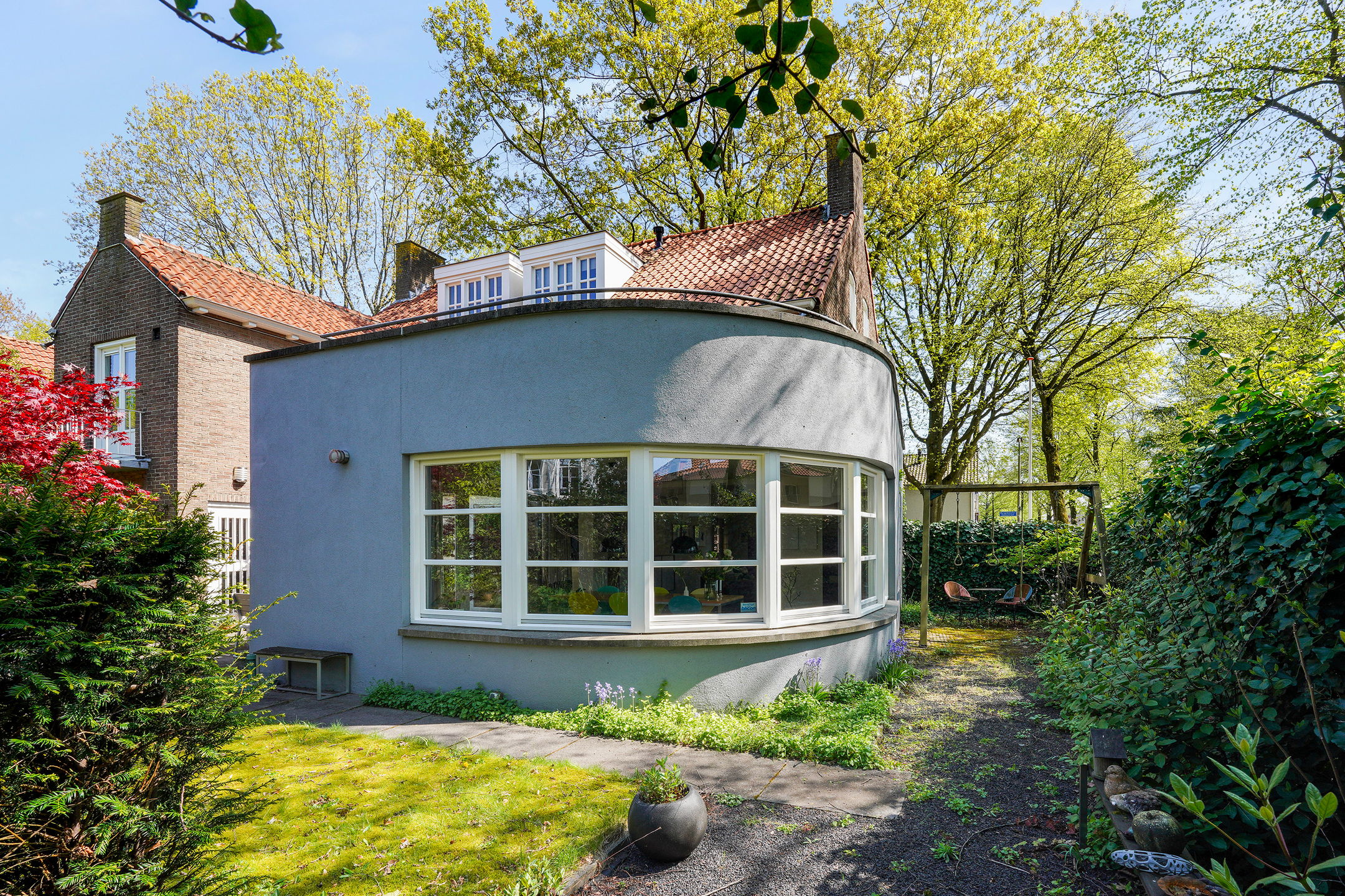 Spacious Detached Villa with Practice Room and Sunny Garden in Tilburg — 96