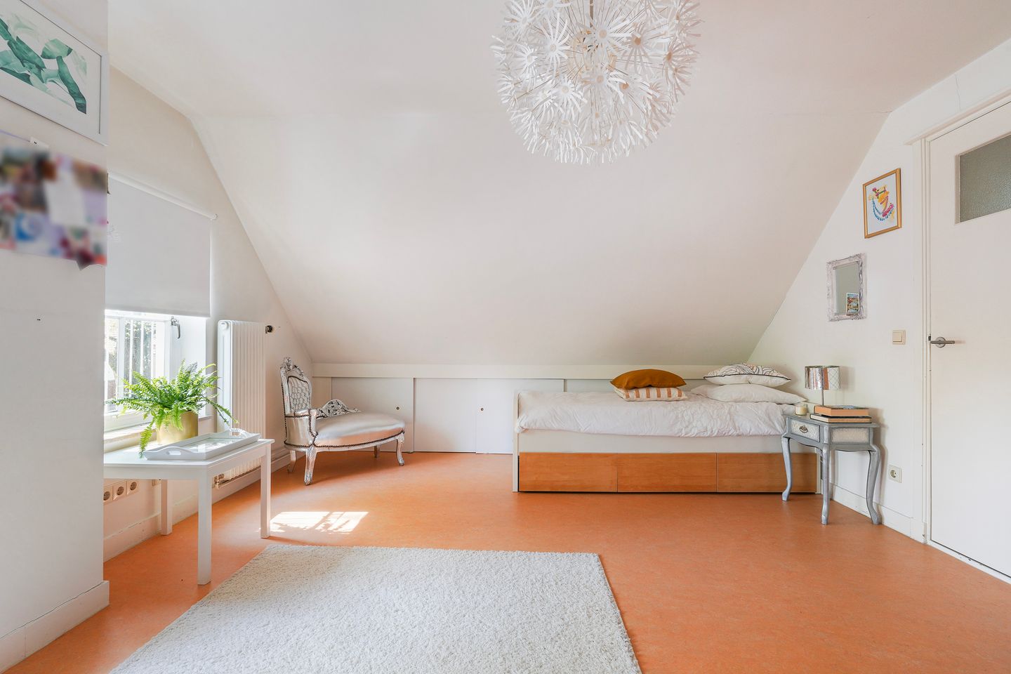 Spacious Detached Villa with Practice Room and Sunny Garden in Tilburg — 85