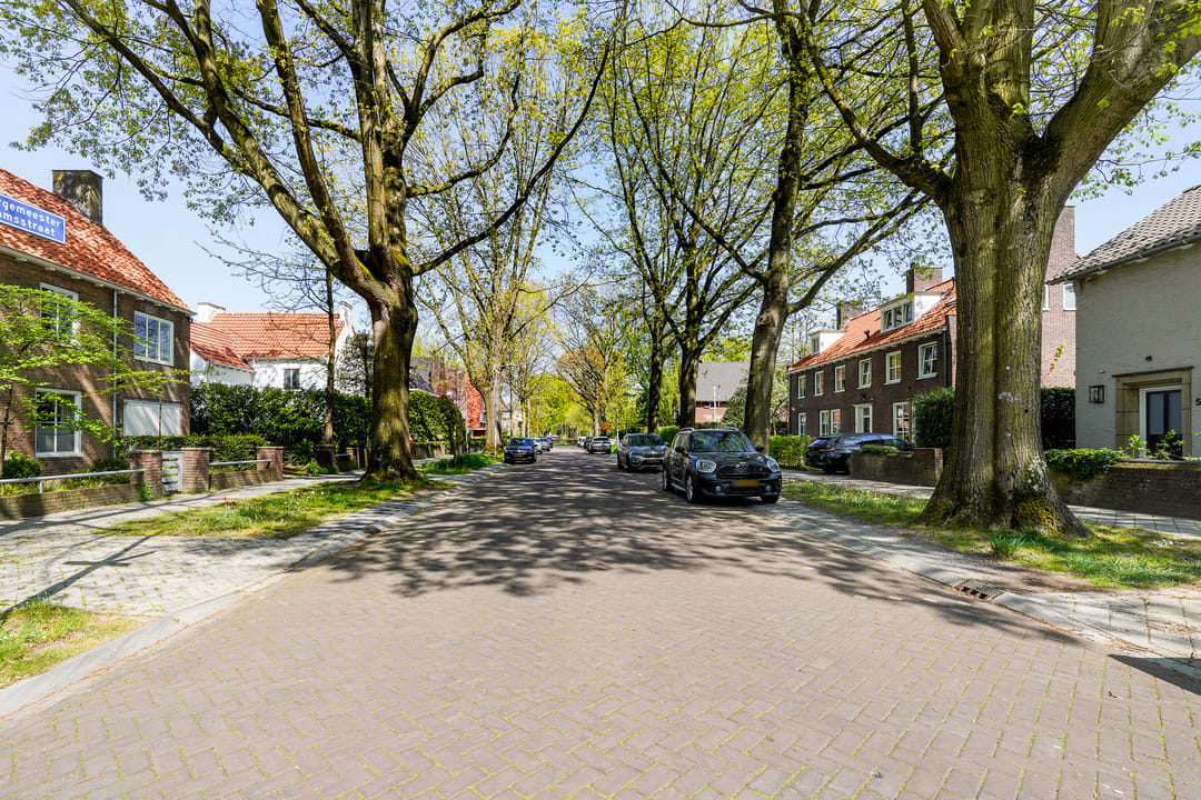 Spacious Detached Villa with Practice Room and Sunny Garden in Tilburg — 8