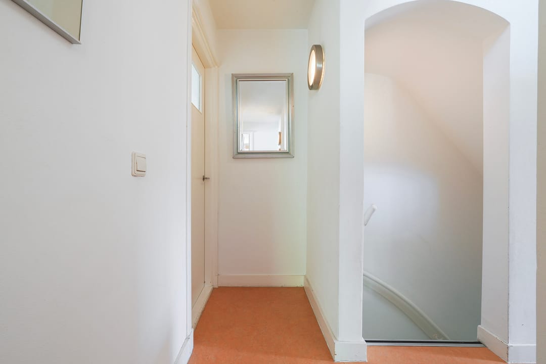Spacious Detached Villa with Practice Room and Sunny Garden in Tilburg — 67