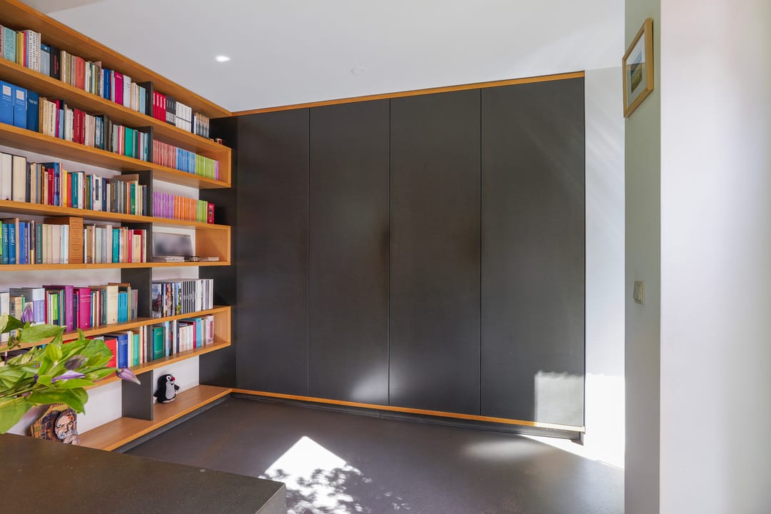 Spacious Detached Villa with Practice Room and Sunny Garden in Tilburg — 46