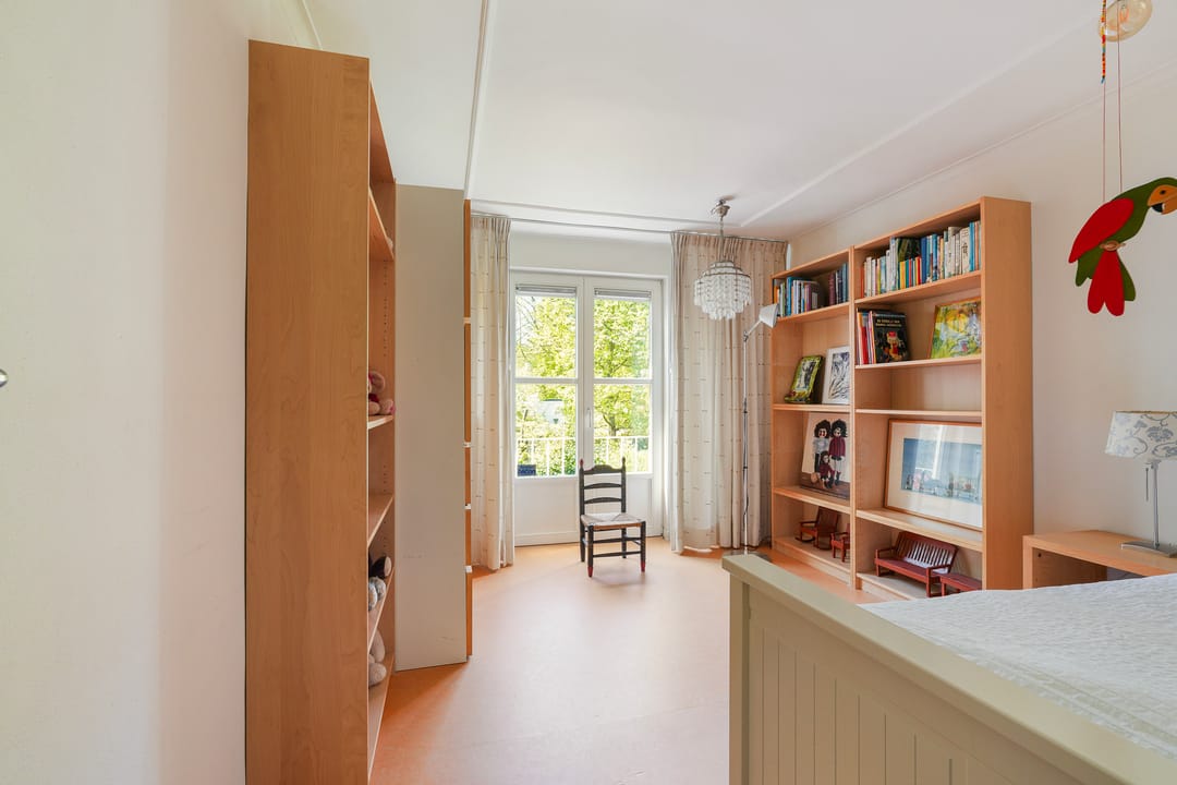 Spacious Detached Villa with Practice Room and Sunny Garden in Tilburg — 62