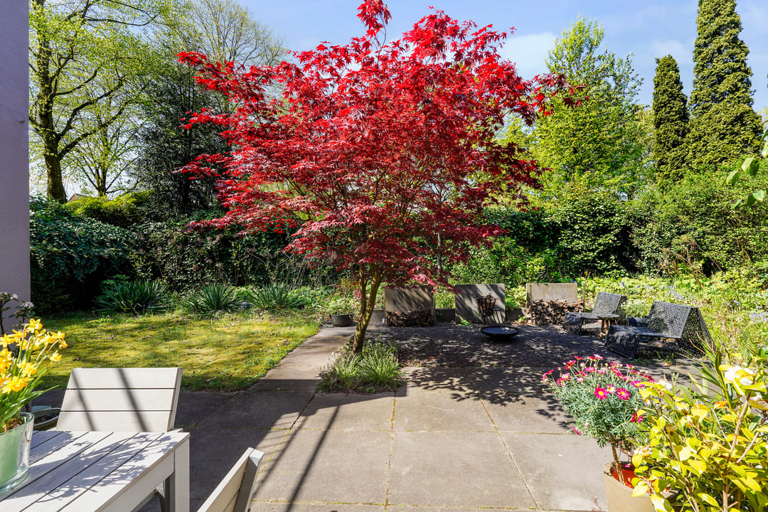 Spacious Detached Villa with Practice Room and Sunny Garden in Tilburg — 101