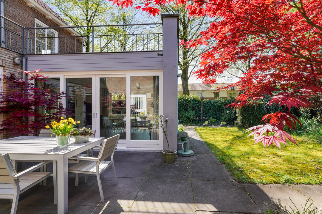 Spacious Detached Villa with Practice Room and Sunny Garden in Tilburg — 106