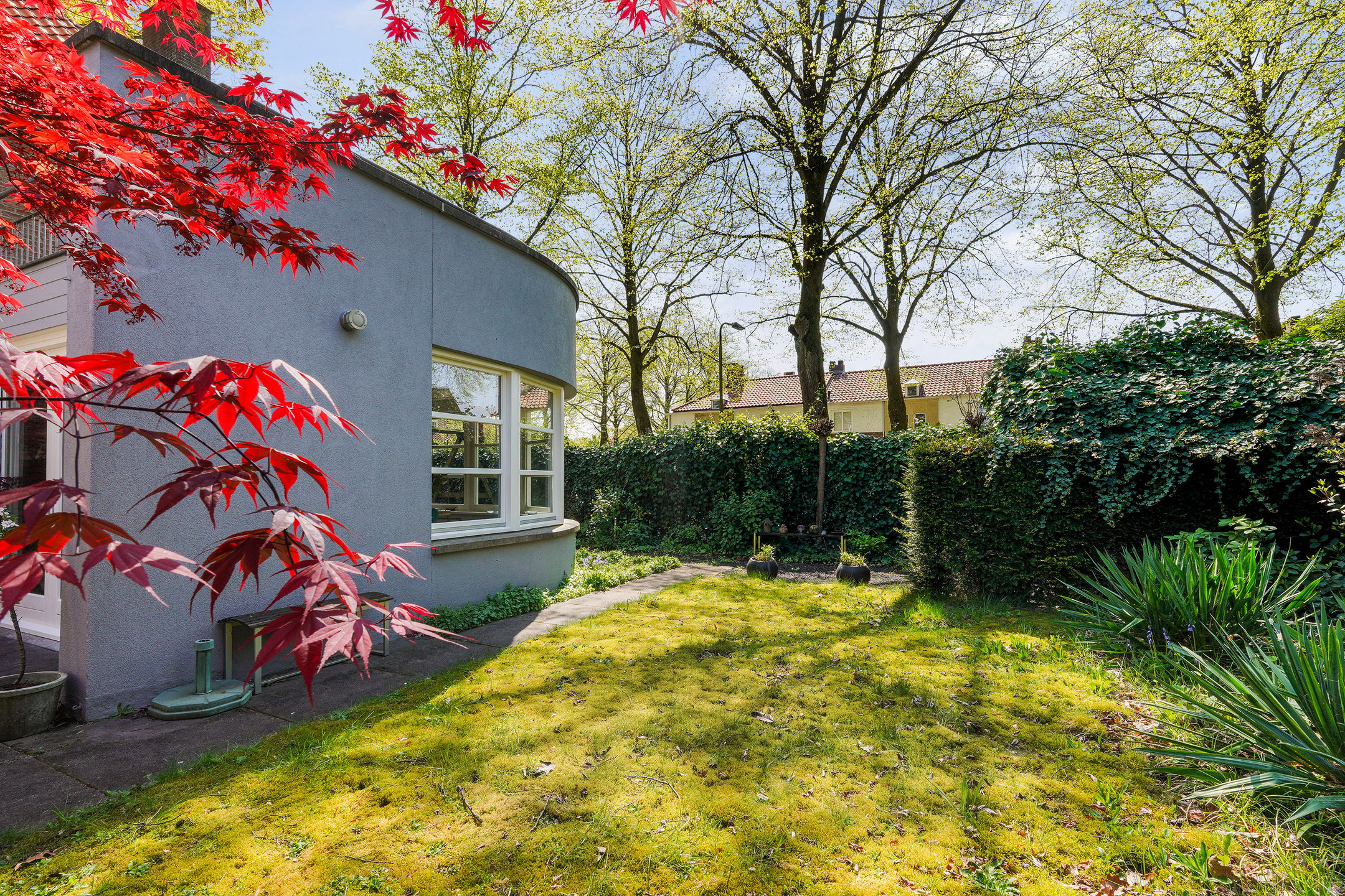 Spacious Detached Villa with Practice Room and Sunny Garden in Tilburg — 105