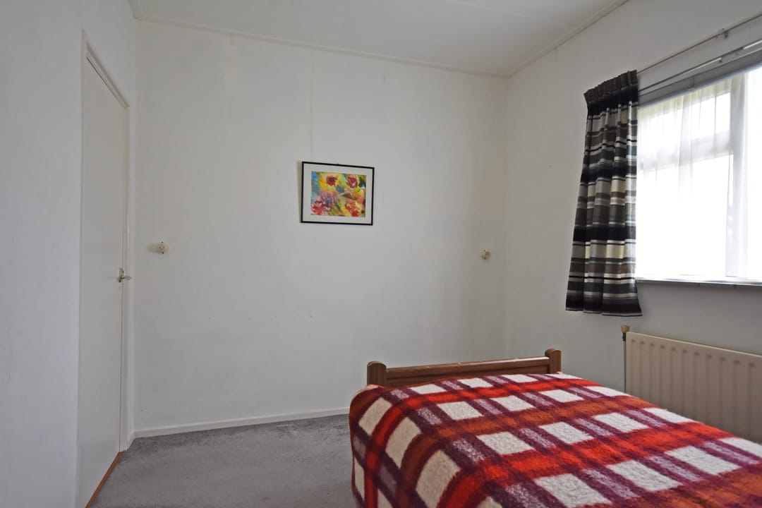 Detached single-level living in quiet green location with expansion potential — 31