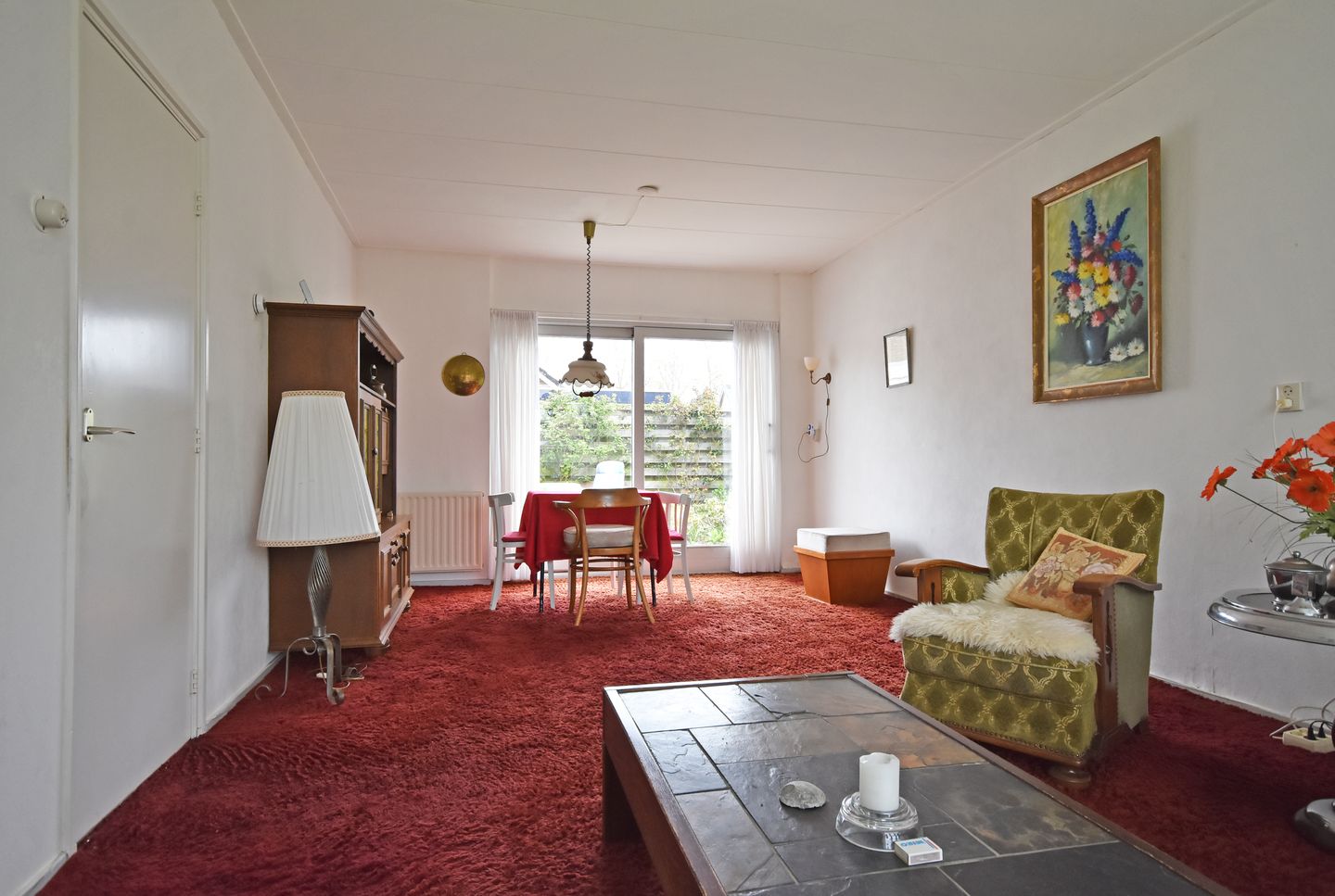 Detached single-level living in quiet green location with expansion potential — 20
