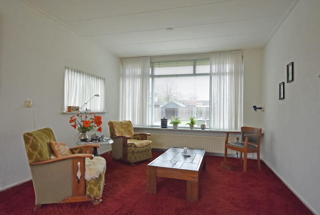 Detached single-level living in quiet green location with expansion potential — 22