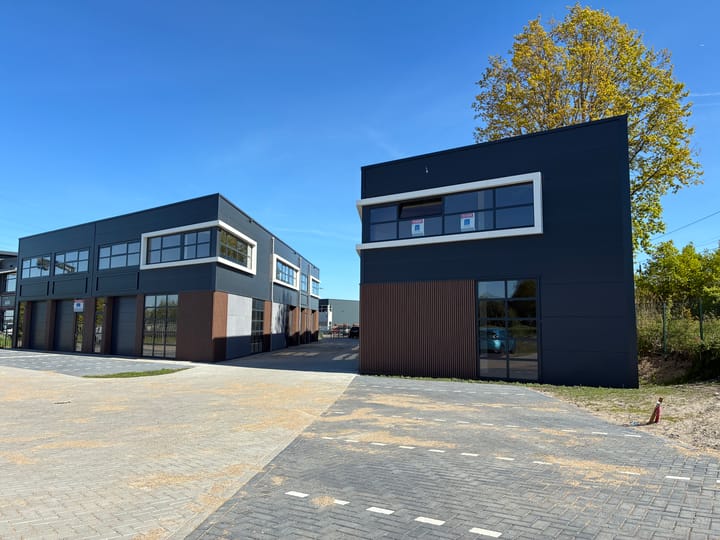 Angstelkade 1-A, Nieuwersluis