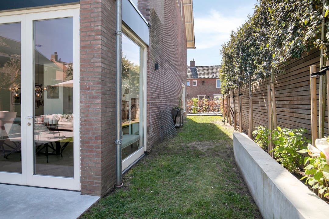 Photo 47 of Mr. van Sonstraat 10