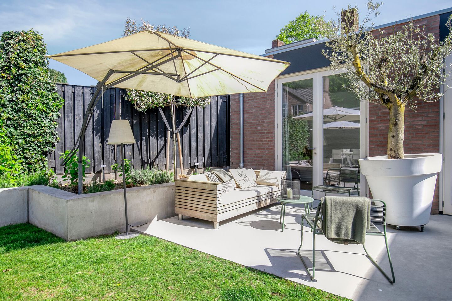 Photo 44 of Mr. van Sonstraat 10