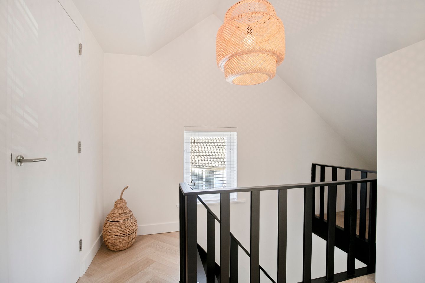 Photo 35 of Mr. van Sonstraat 10