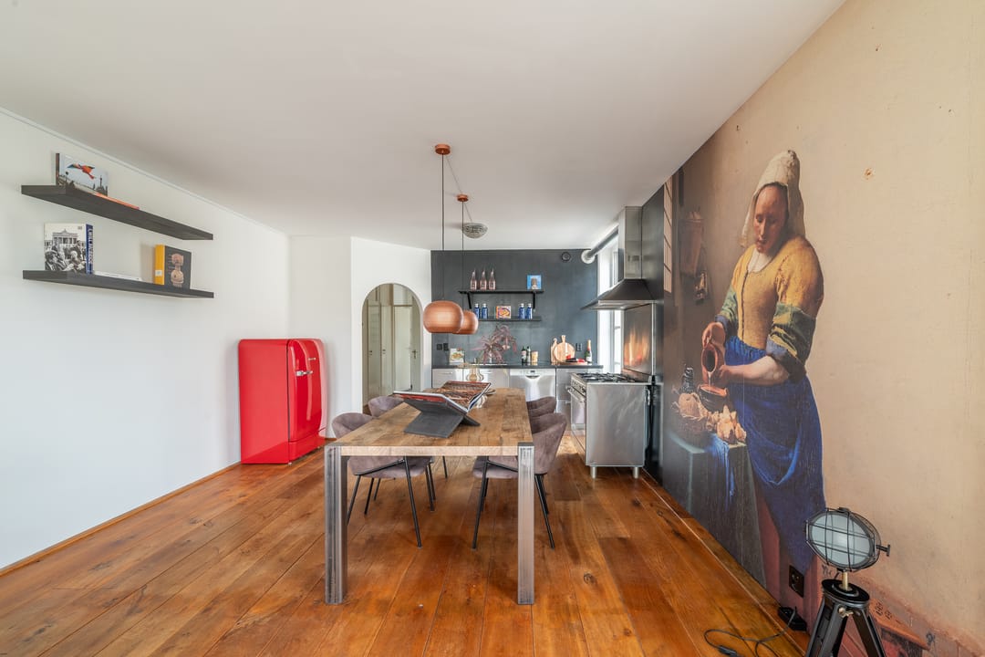 Elegant Corner Apartment with Stunning Amstel Water Views — 16