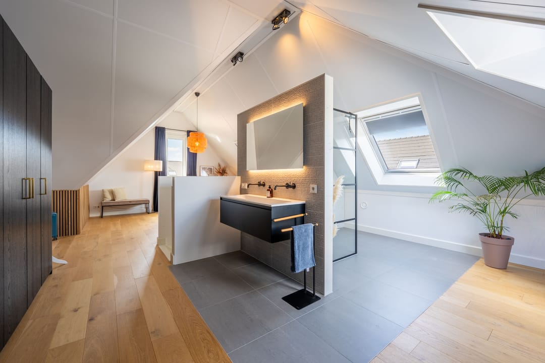 Luxury Semi-Detached Villa with Loft Master Suite in Wooded Almere-Hout — 47