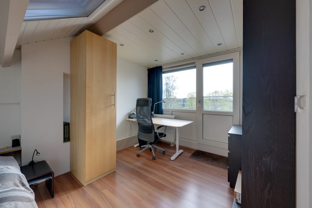 Spacious Terraced Home with Garden and Solar Panels in Historic De Rijp — 46