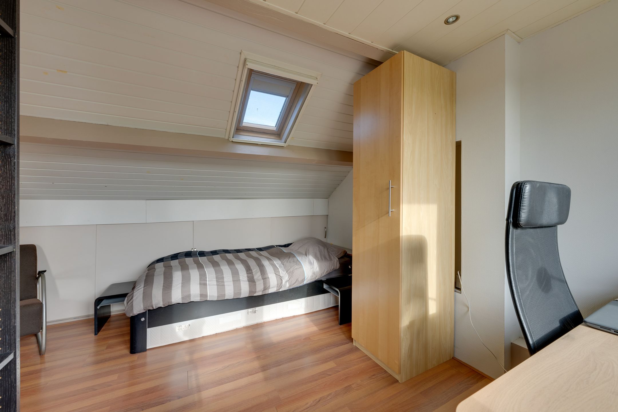 Spacious Terraced Home with Garden and Solar Panels in Historic De Rijp — 48