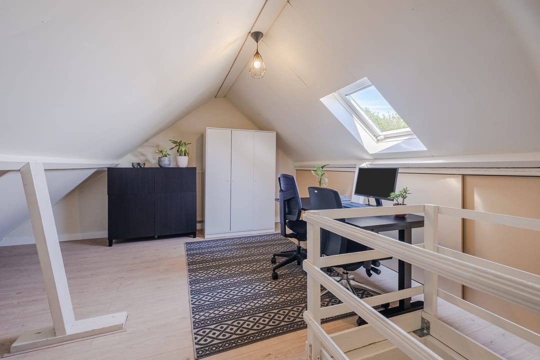 Authentic 1930s Home with Original Details in Sought-After Stratum — 25