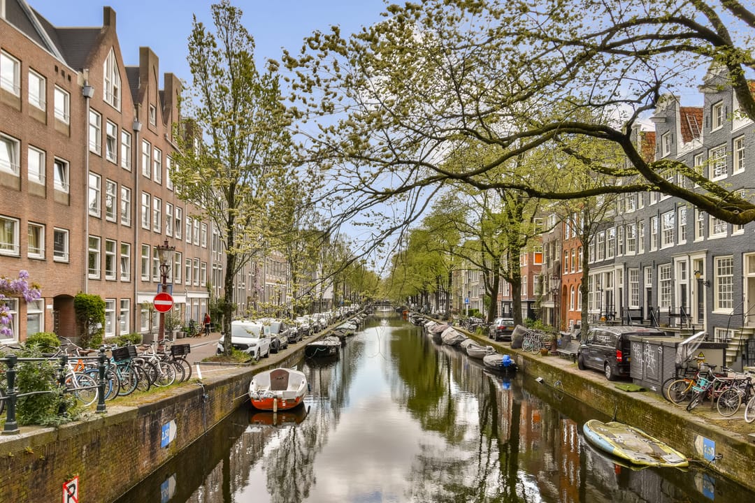 Spacious duplex ground-floor apartment with character in Amsterdam's Jordaan district — 16