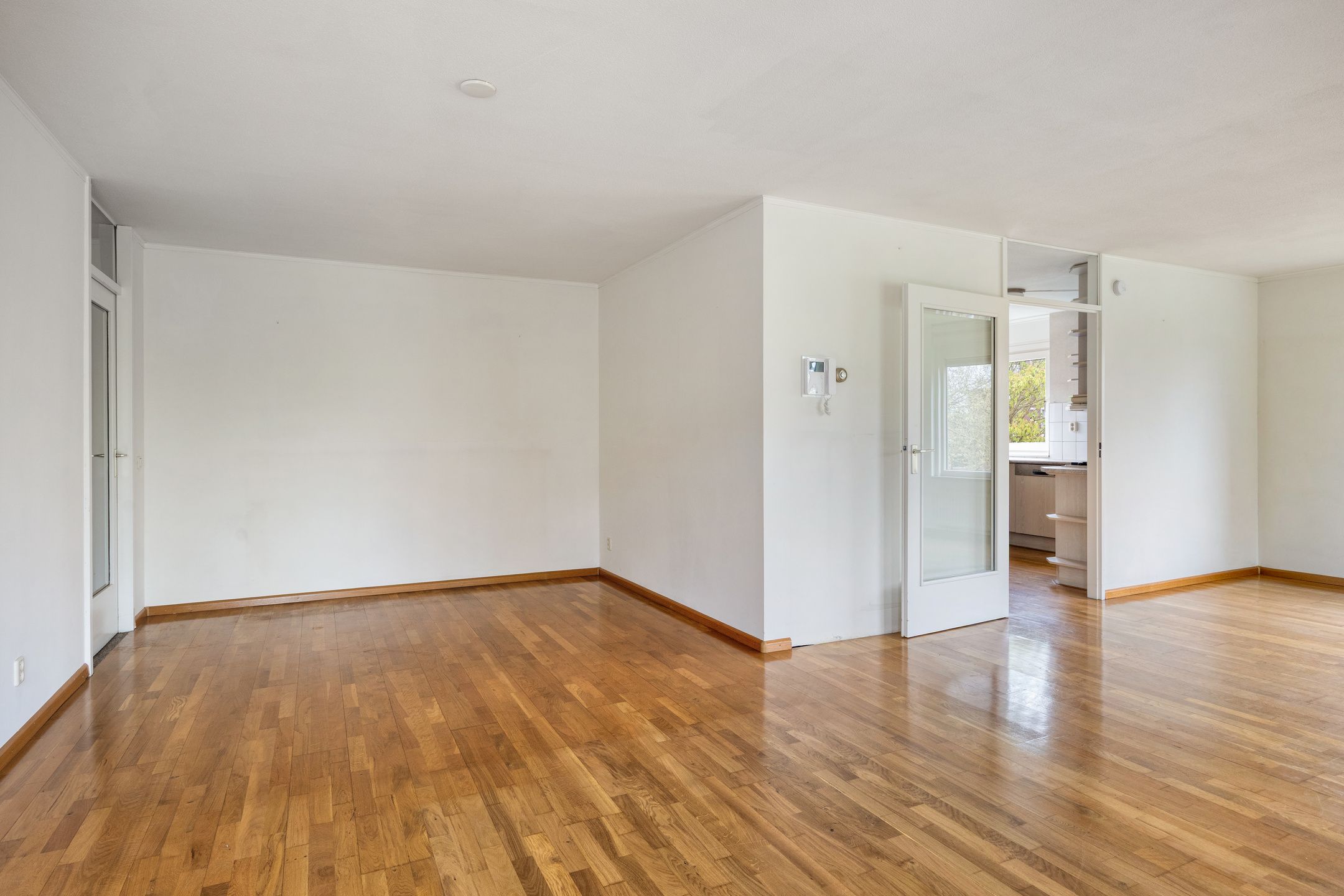 Photo 24 of Kazernestraat 101
