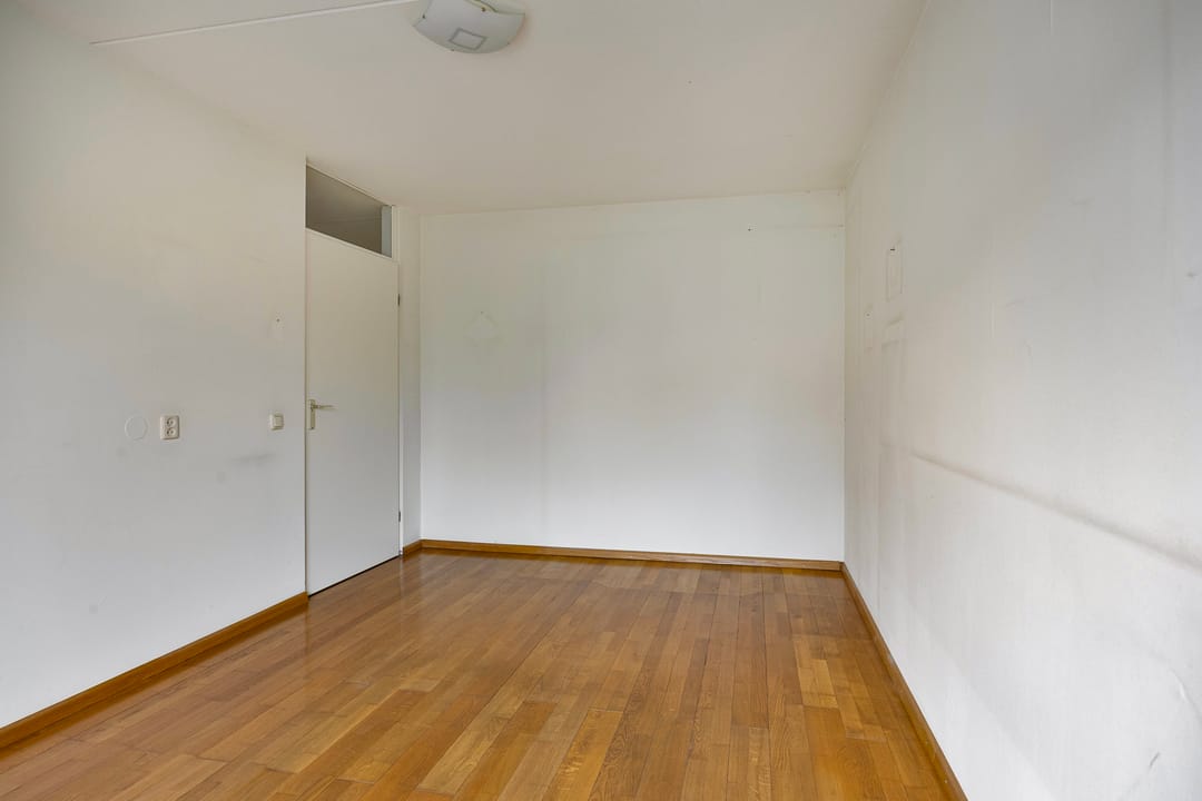 Photo 17 of Kazernestraat 101