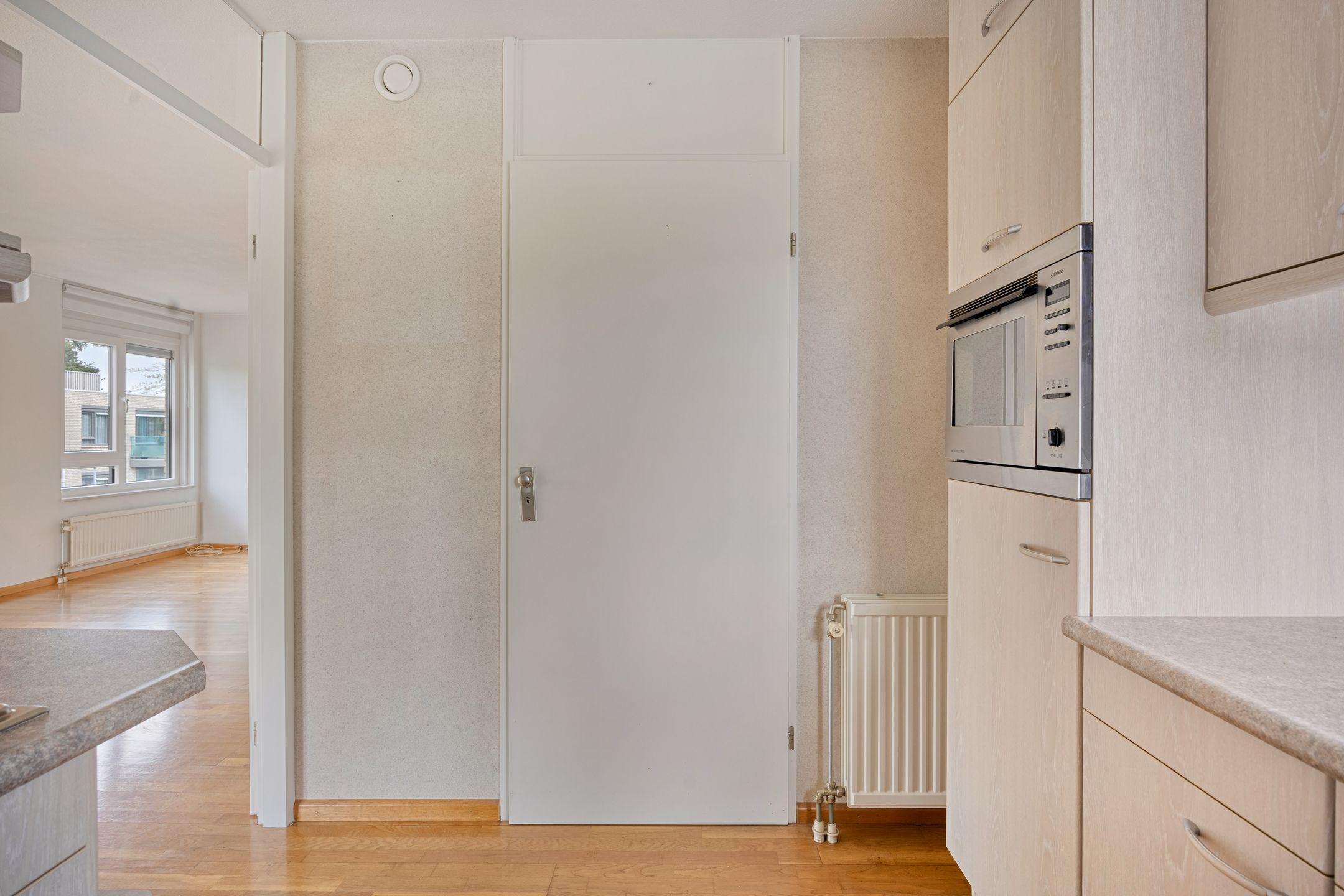 Photo 30 of Kazernestraat 101