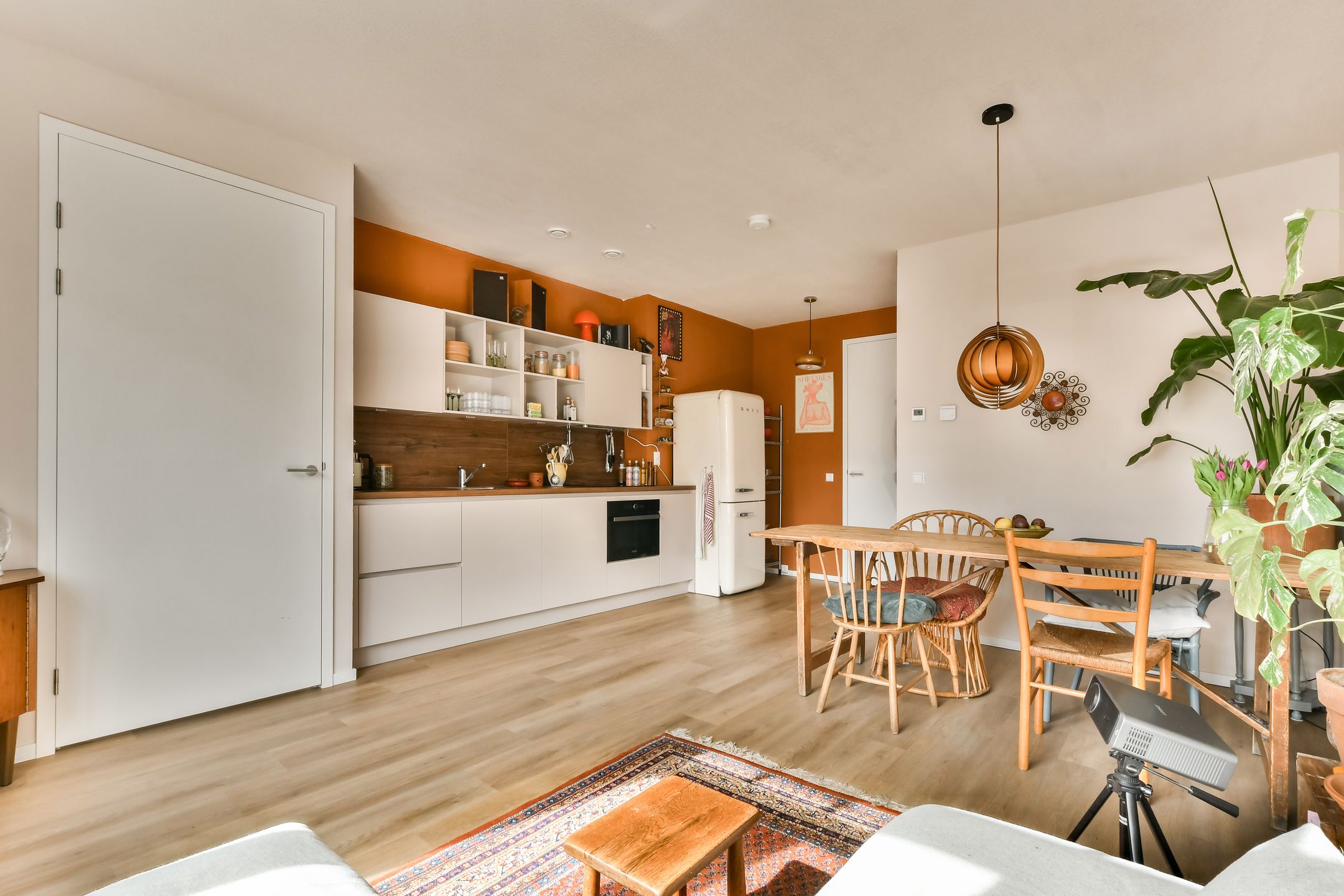 Modern Ground-Floor Apartment with South-Facing Garden and Private Parking in Leiden — 9