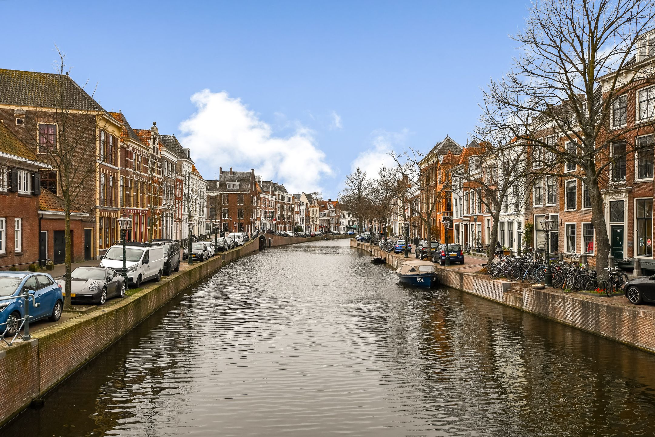 Modern Ground-Floor Apartment with South-Facing Garden and Private Parking in Leiden — 27