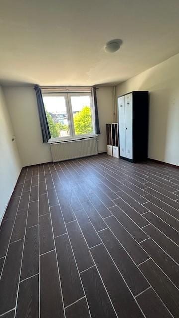 Spacious Semi-Detached Home with Six Bedrooms in Central Geleen — 13
