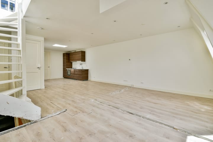 Appartement te koop: Elisabeth Wolffstraat 73-4, Amsterdam