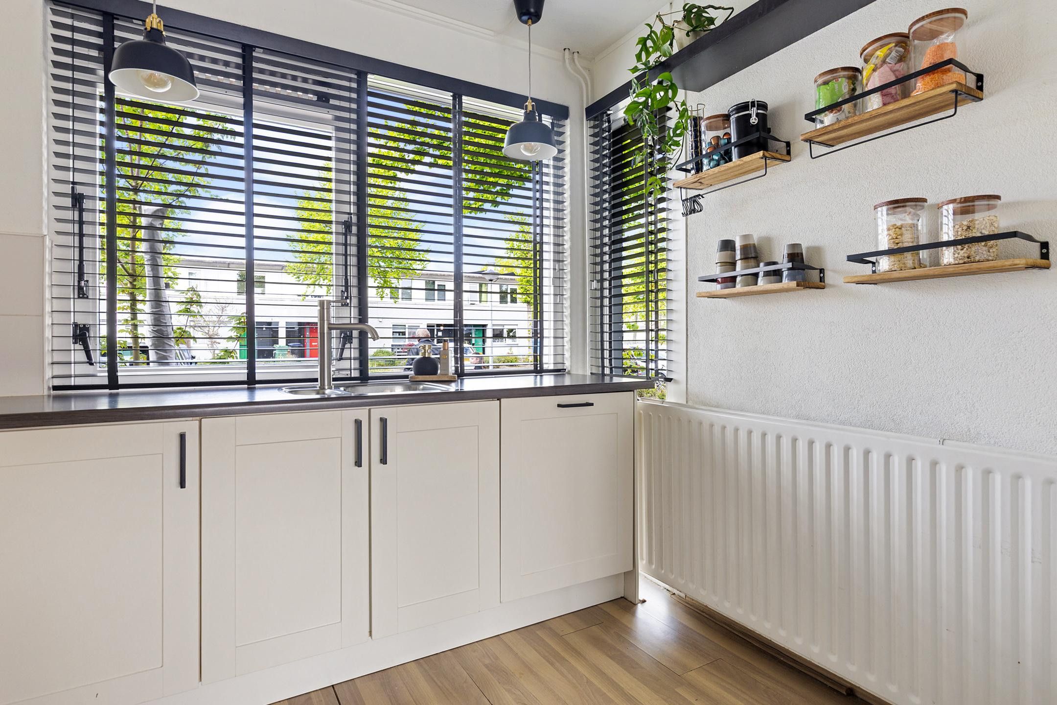 Foto 15 van Harpstraat 95