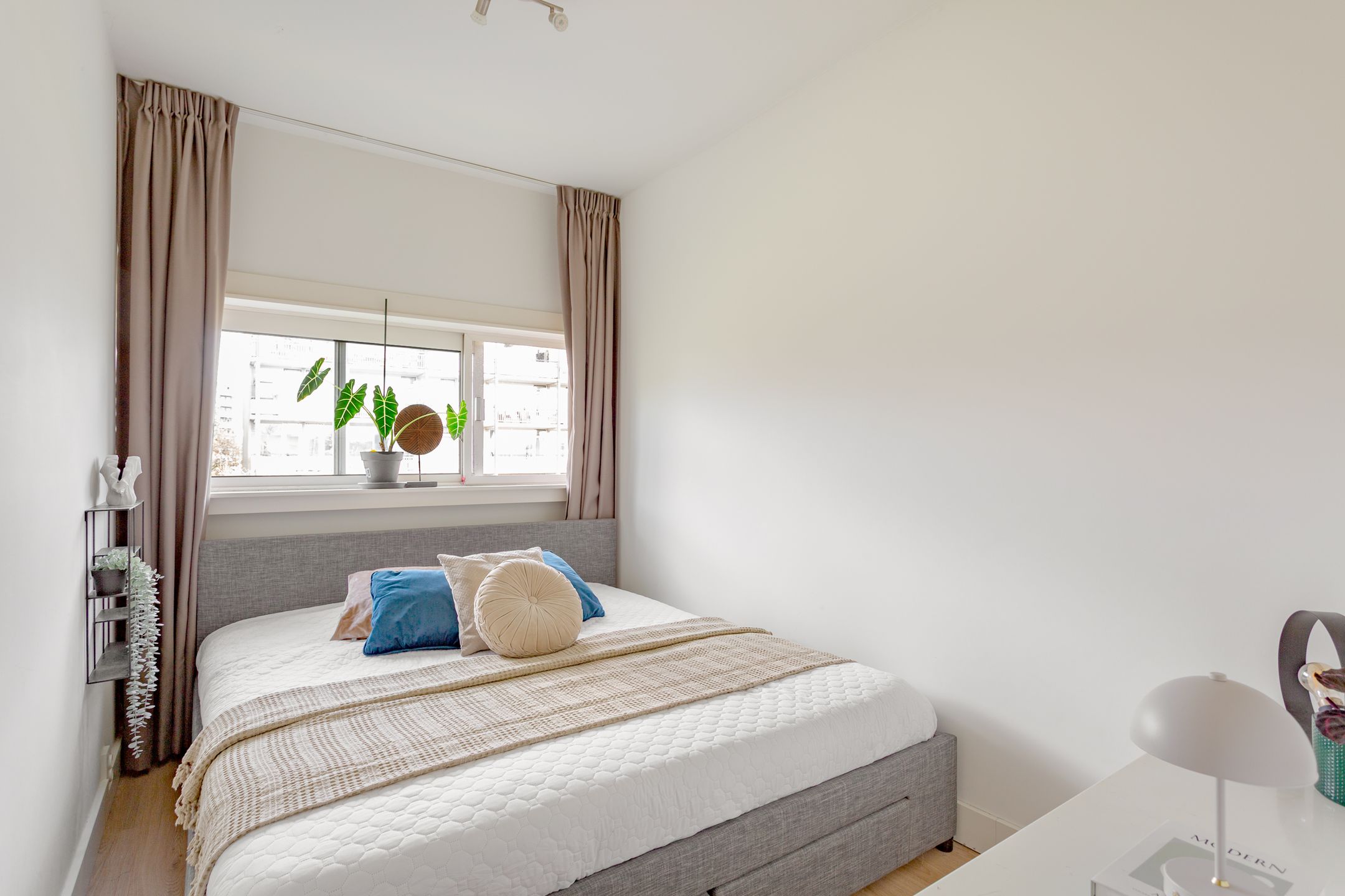 Turn-key 4-room apartment with south-facing balcony and garage in Diemen — 18